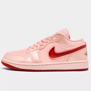 Nike Air Jordan 1 Low SE Sneaker